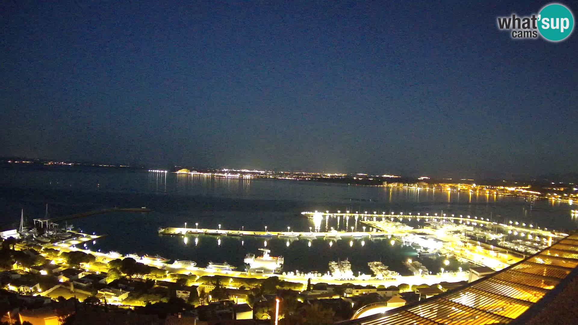 Roses – Puerto pesquero  y la bahía de Roses
