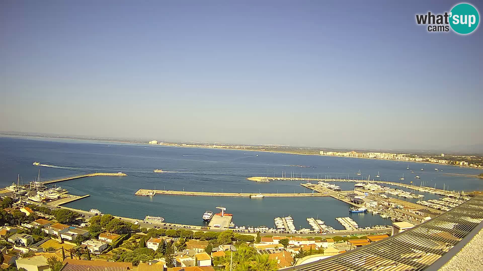 Roses – Puerto pesquero  y la bahía de Roses