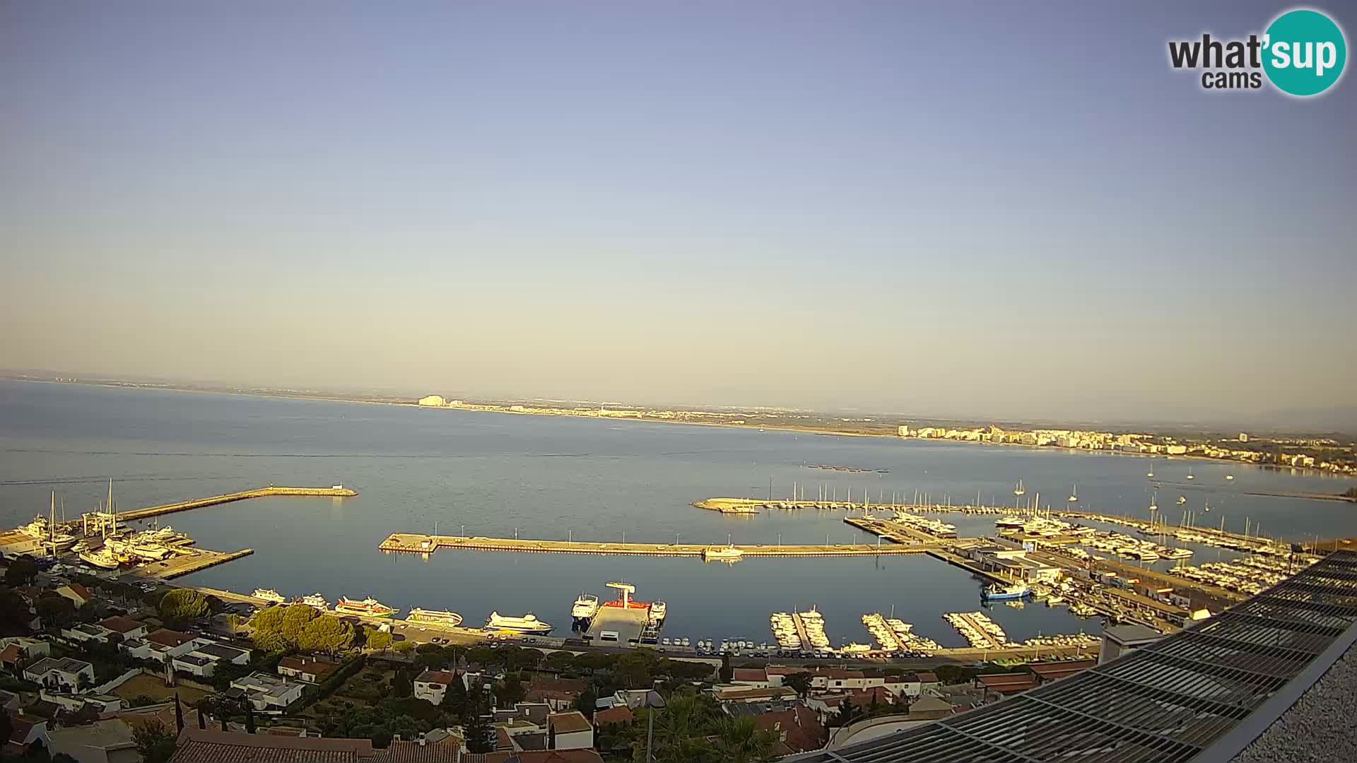 Roses – Puerto pesquero  y la bahía de Roses