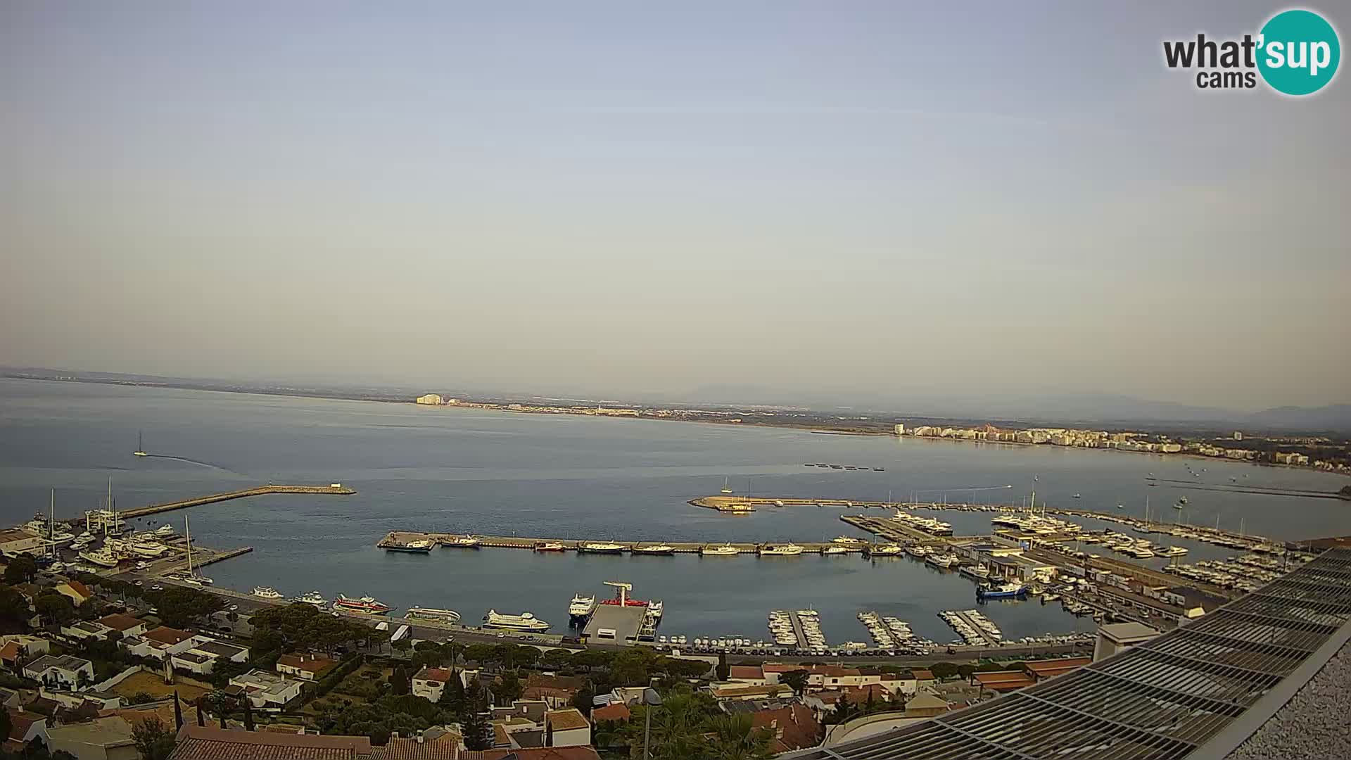Roses – Puerto pesquero  y la bahía de Roses