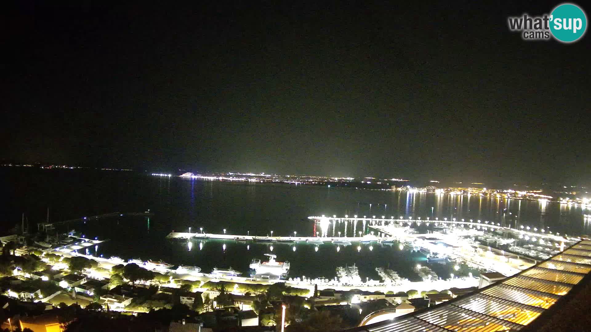 Roses – Puerto pesquero  y la bahía de Roses
