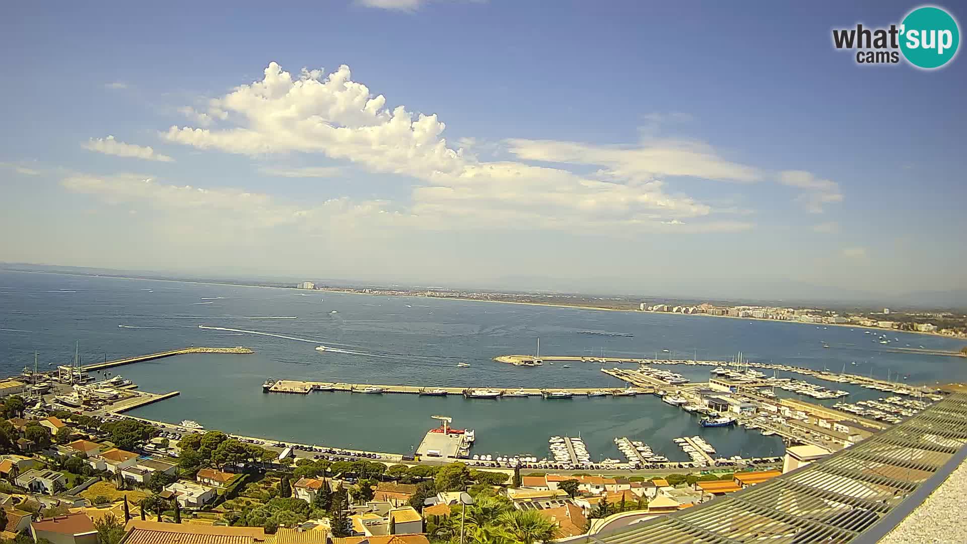 Livecam Hafen Roses –  Fischereihafen und die Bucht