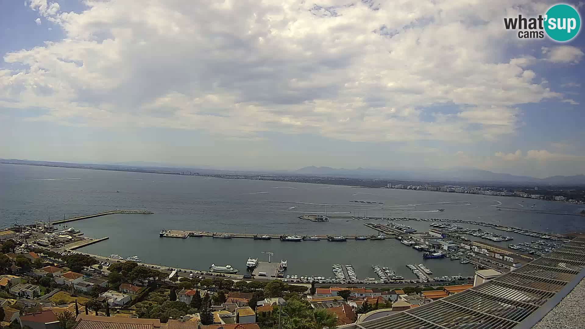 Roses – Puerto pesquero  y la bahía de Roses