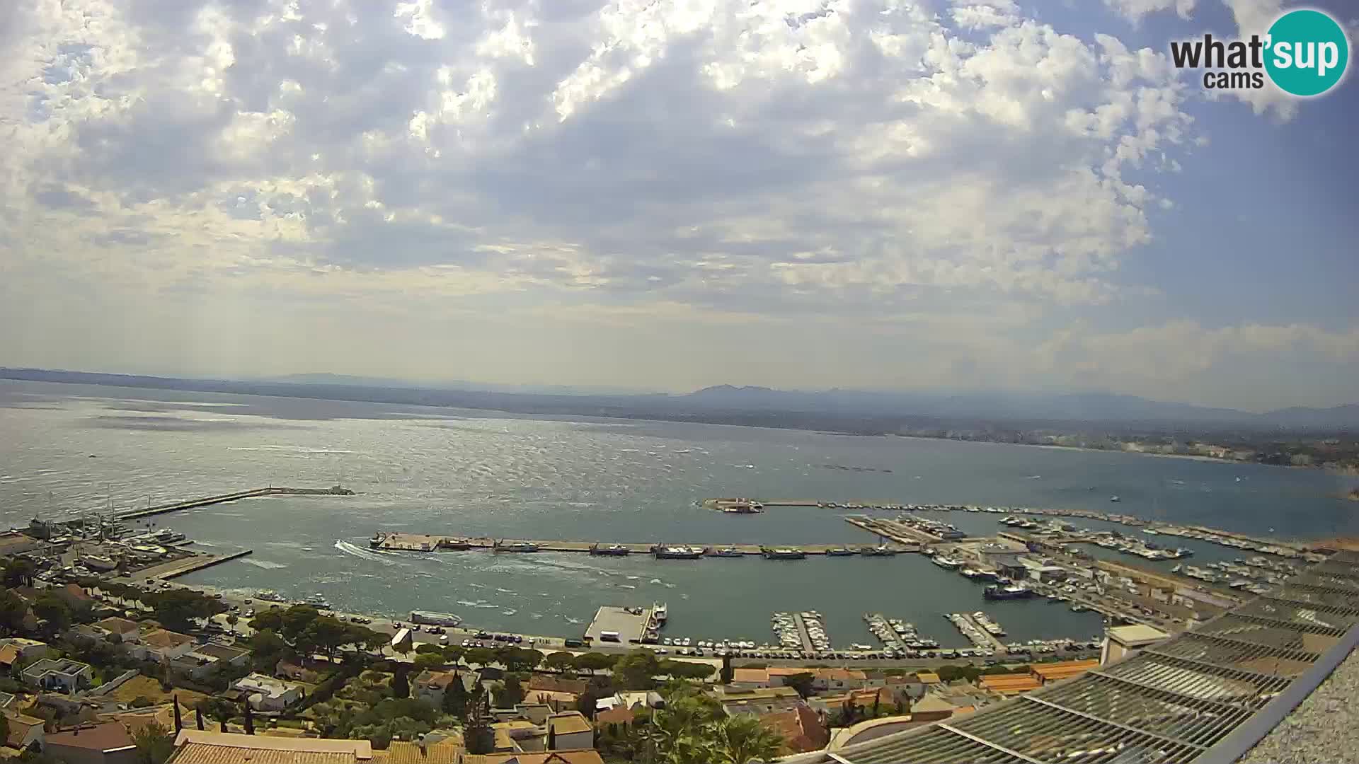 Livecam Hafen Roses –  Fischereihafen und die Bucht