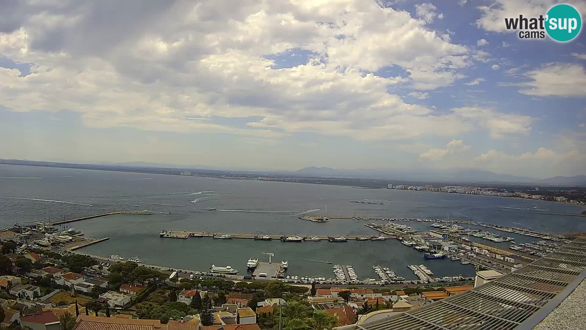Roses – Puerto pesquero  y la bahía de Roses
