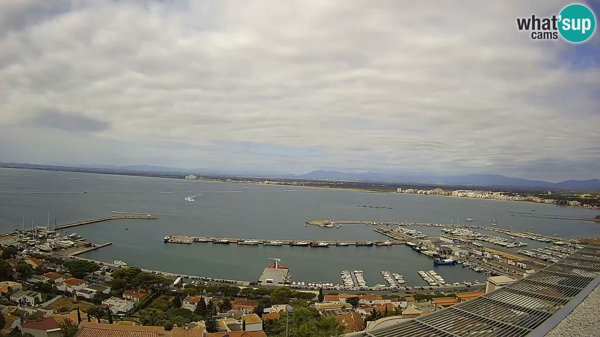 Roses –  Port de pêche  et la baie