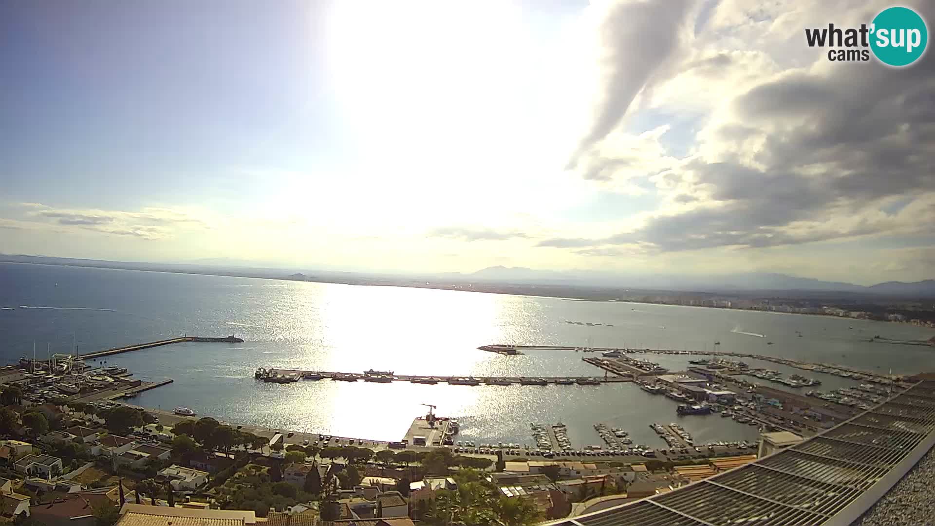 Roses – Puerto pesquero  y la bahía de Roses