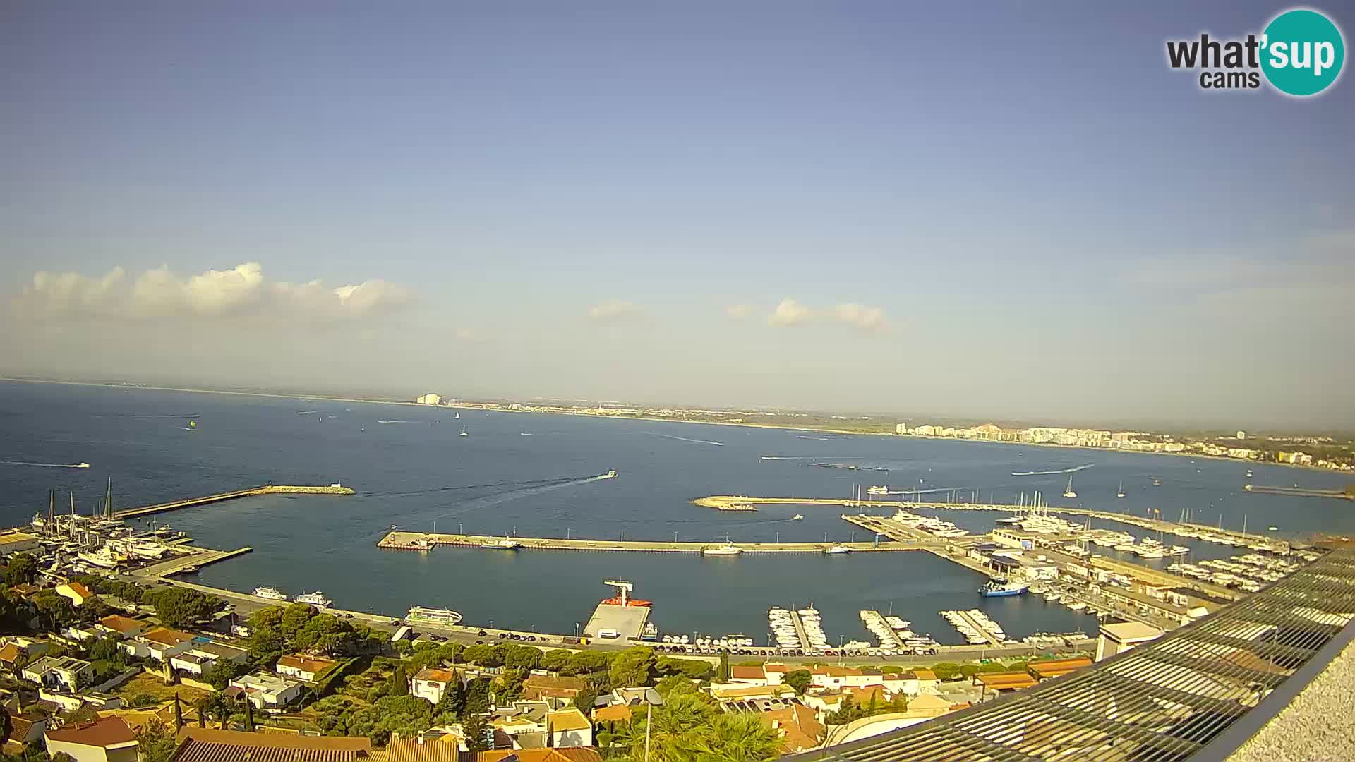 Livecam Hafen Roses –  Fischereihafen und die Bucht