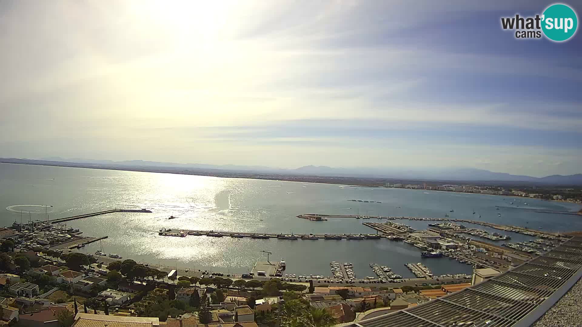 Roses – Puerto pesquero  y la bahía de Roses