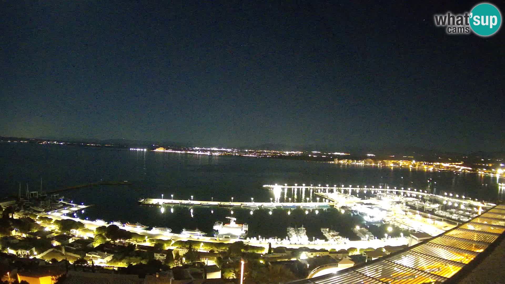 Livecam Hafen Roses –  Fischereihafen und die Bucht