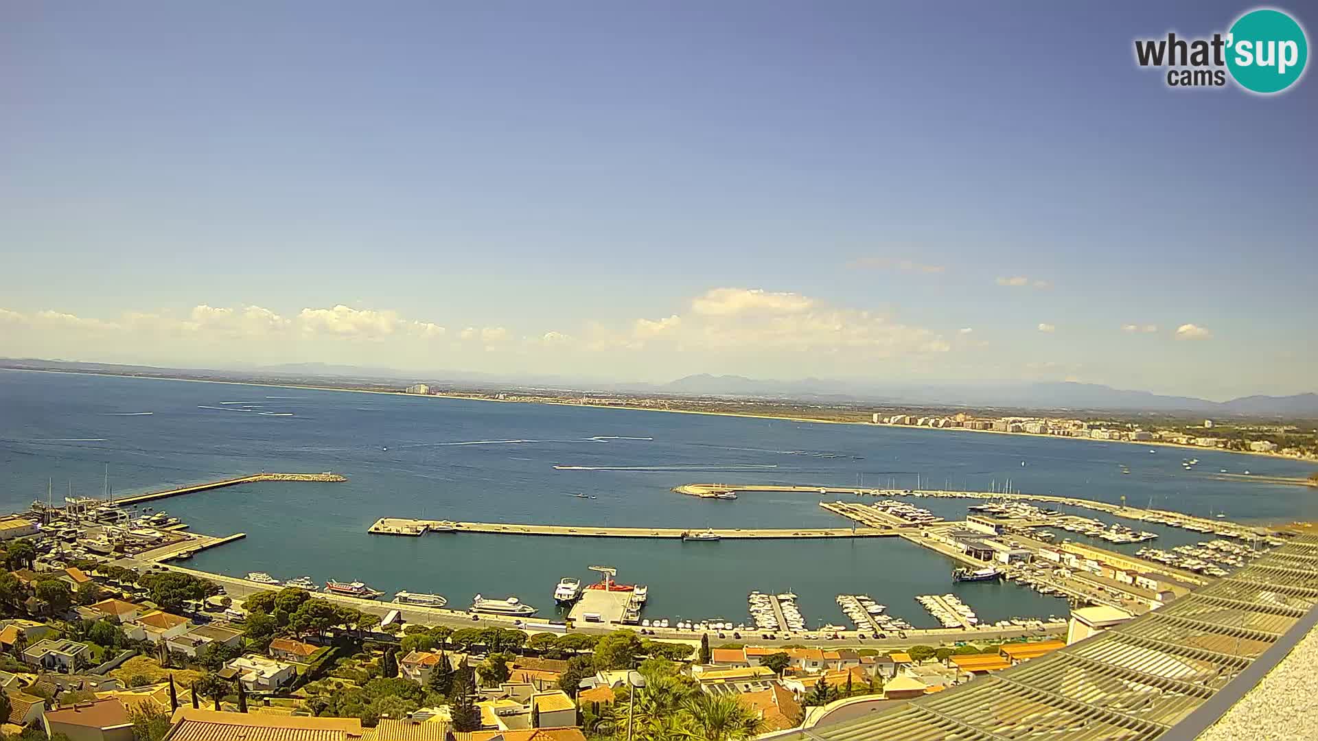 Livecam Hafen Roses –  Fischereihafen und die Bucht