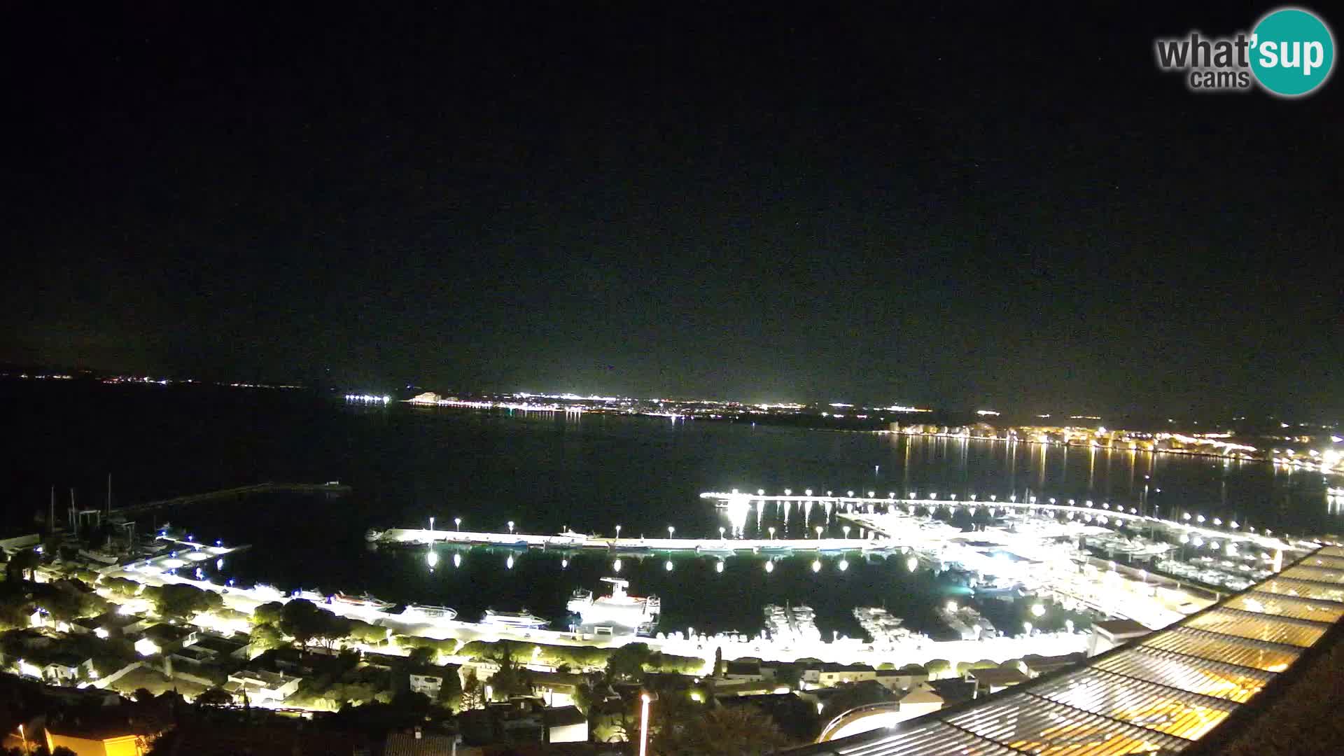 Livecam Hafen Roses –  Fischereihafen und die Bucht