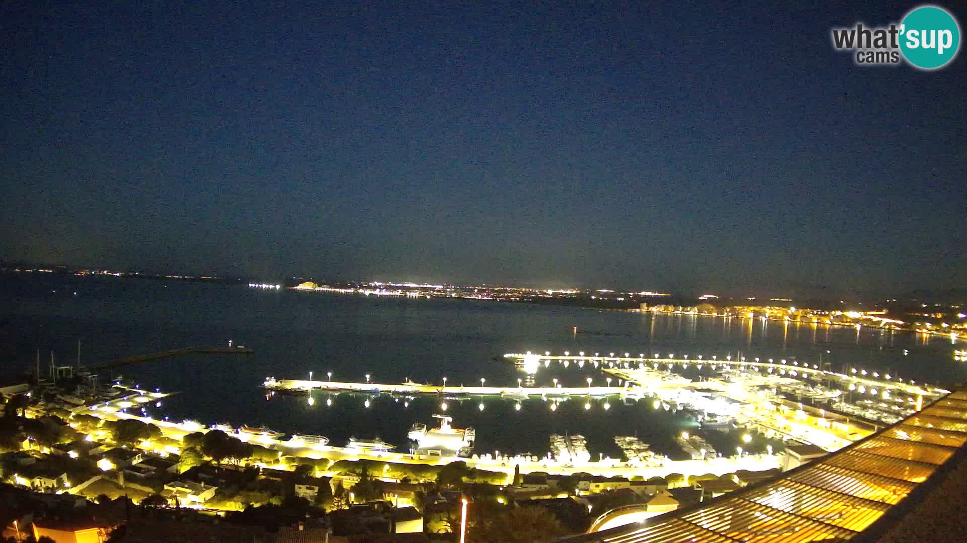 Roses – Puerto pesquero  y la bahía de Roses