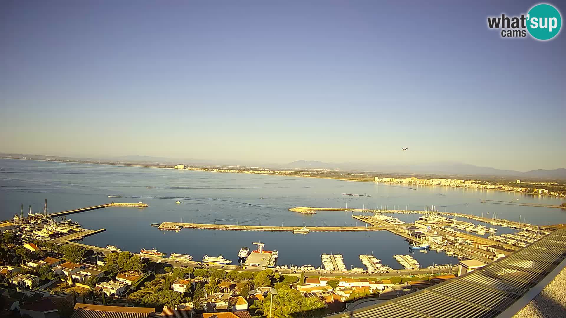 Livecam Hafen Roses –  Fischereihafen und die Bucht