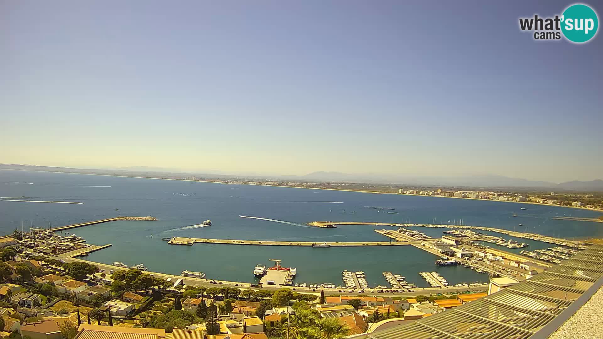 Roses – Puerto pesquero  y la bahía de Roses