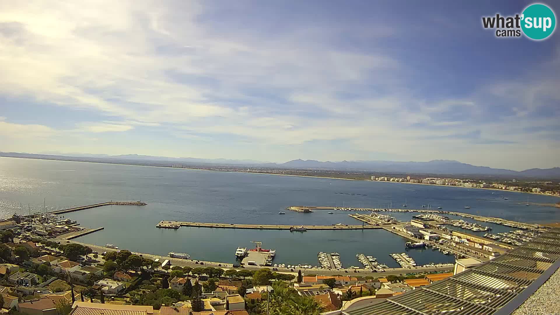Roses – Puerto pesquero  y la bahía de Roses