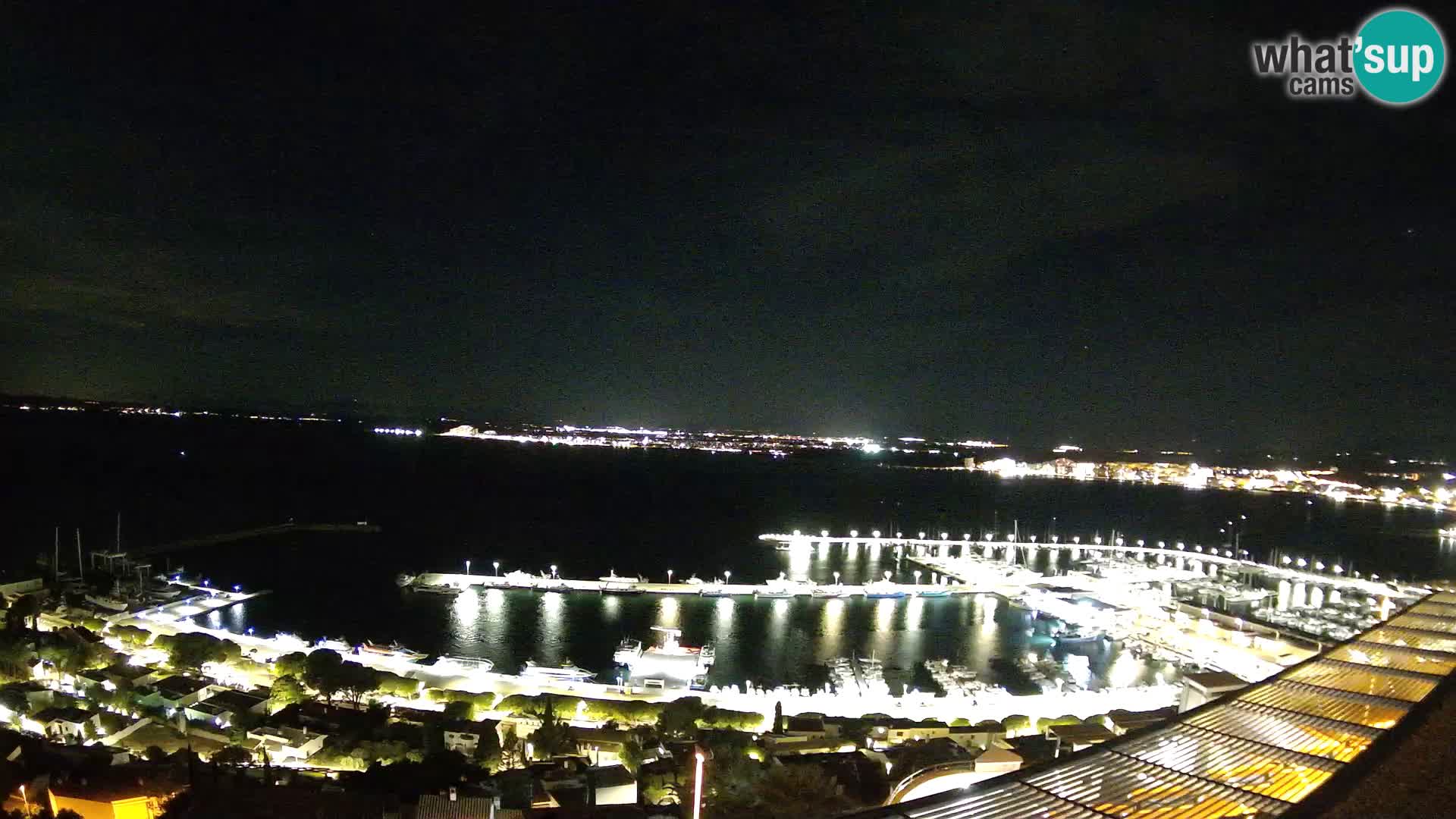 Livecam Hafen Roses –  Fischereihafen und die Bucht