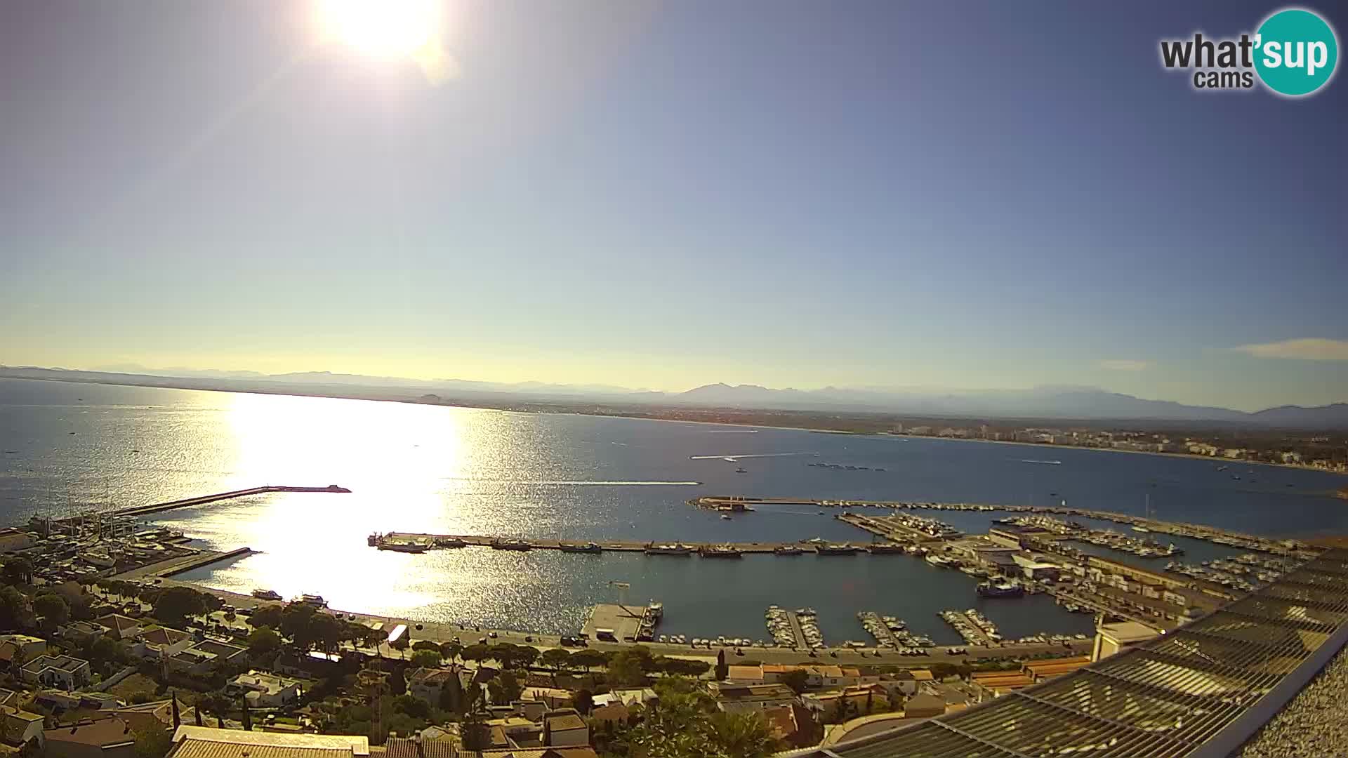 Roses – Puerto pesquero  y la bahía de Roses