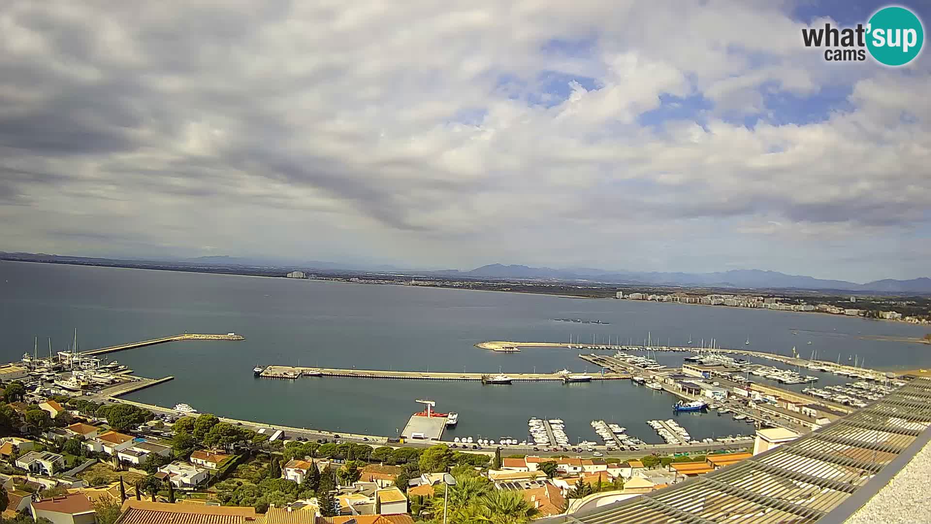 Roses –  Port de pêche  et la baie