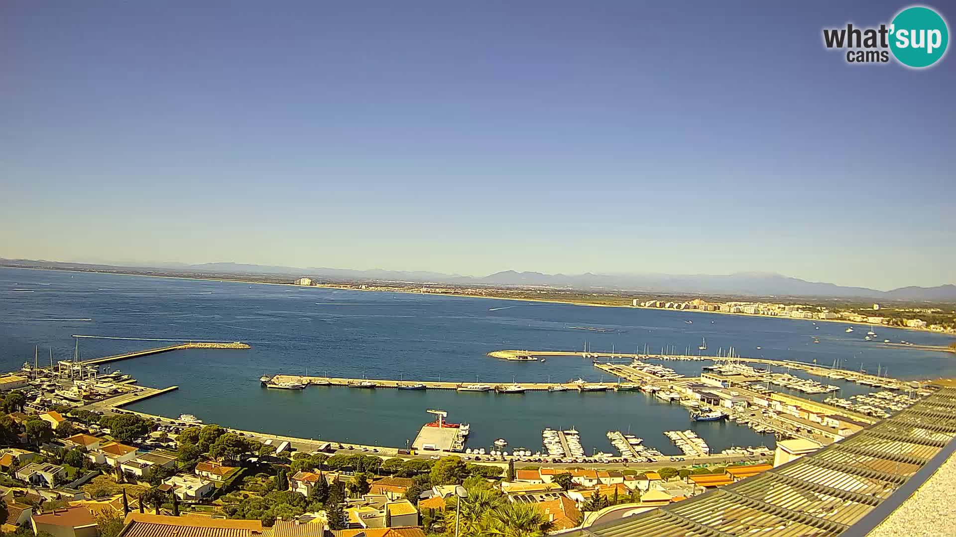 Roses – Puerto pesquero  y la bahía de Roses