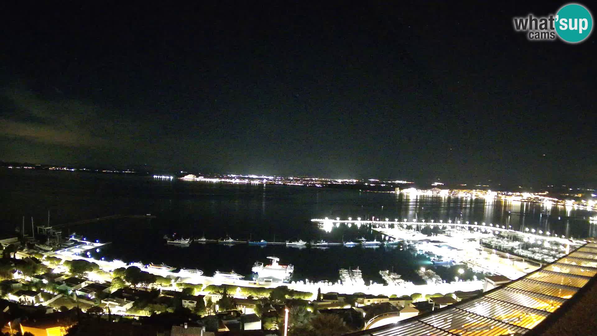 Livecam Hafen Roses –  Fischereihafen und die Bucht