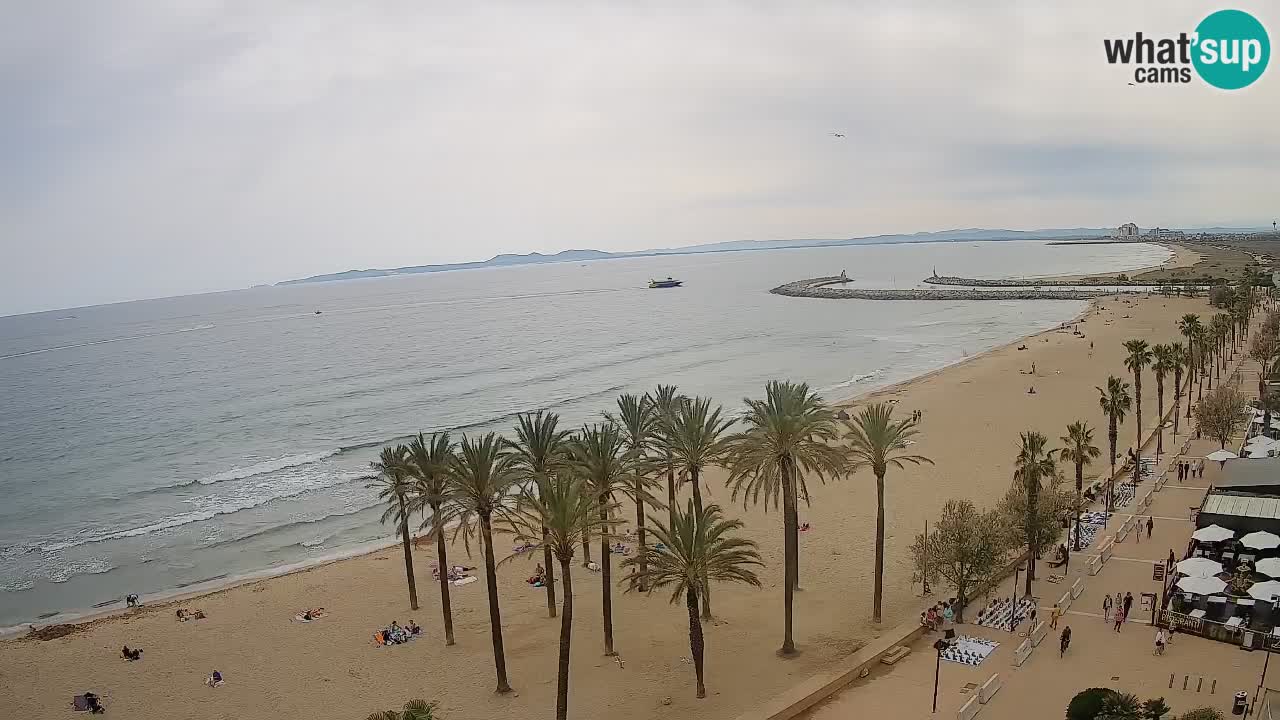 Kamera v Živo Roses plaža – pogled s hotela Montecarlo