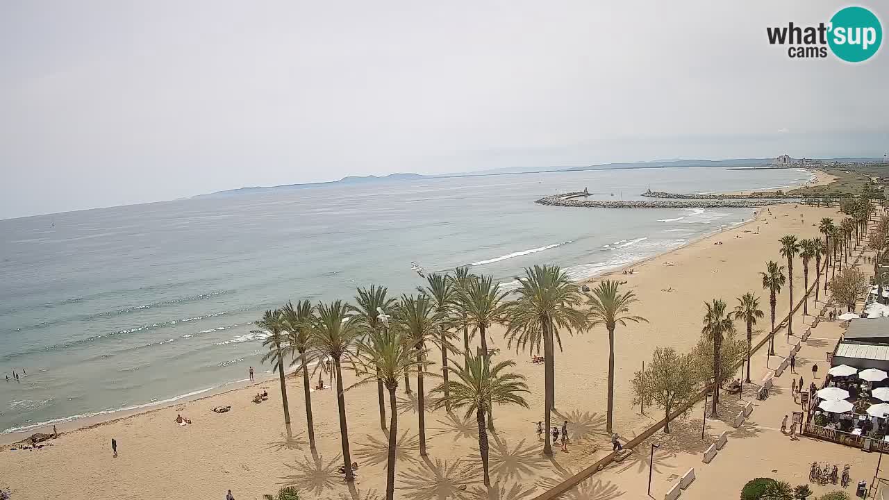 Kamera v Živo Roses plaža – pogled s hotela Montecarlo