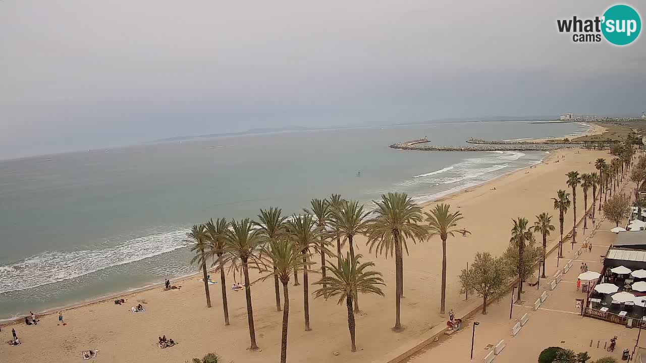 Kamera v Živo Roses plaža – pogled s hotela Montecarlo
