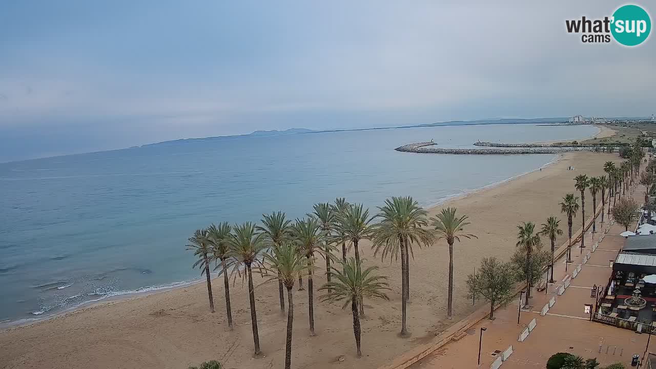 Kamera v Živo Roses plaža – pogled s hotela Montecarlo
