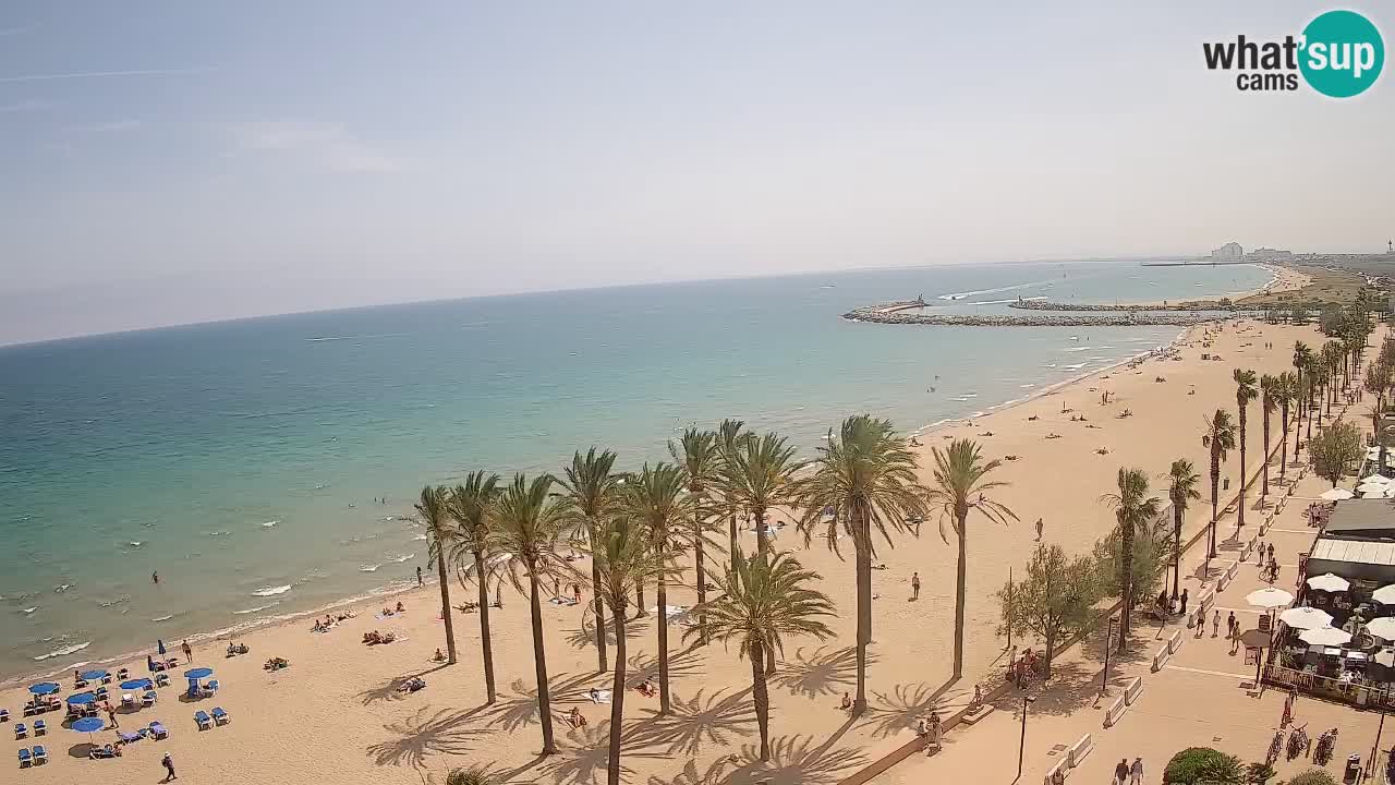 Kamera v Živo Roses plaža – pogled s hotela Montecarlo