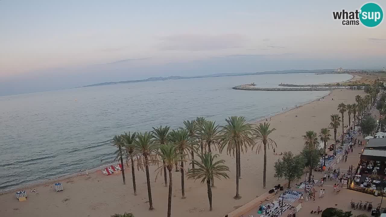 Kamera v Živo Roses plaža – pogled s hotela Montecarlo