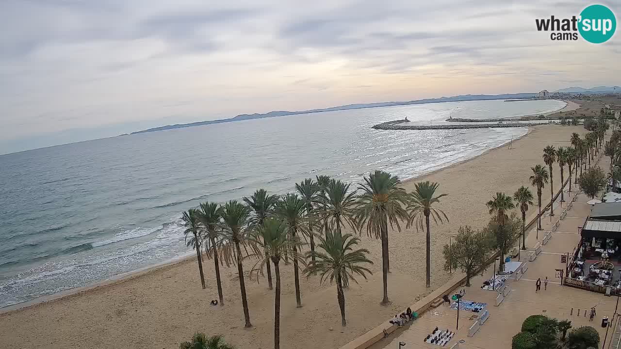 Kamera v Živo Roses plaža – pogled s hotela Montecarlo