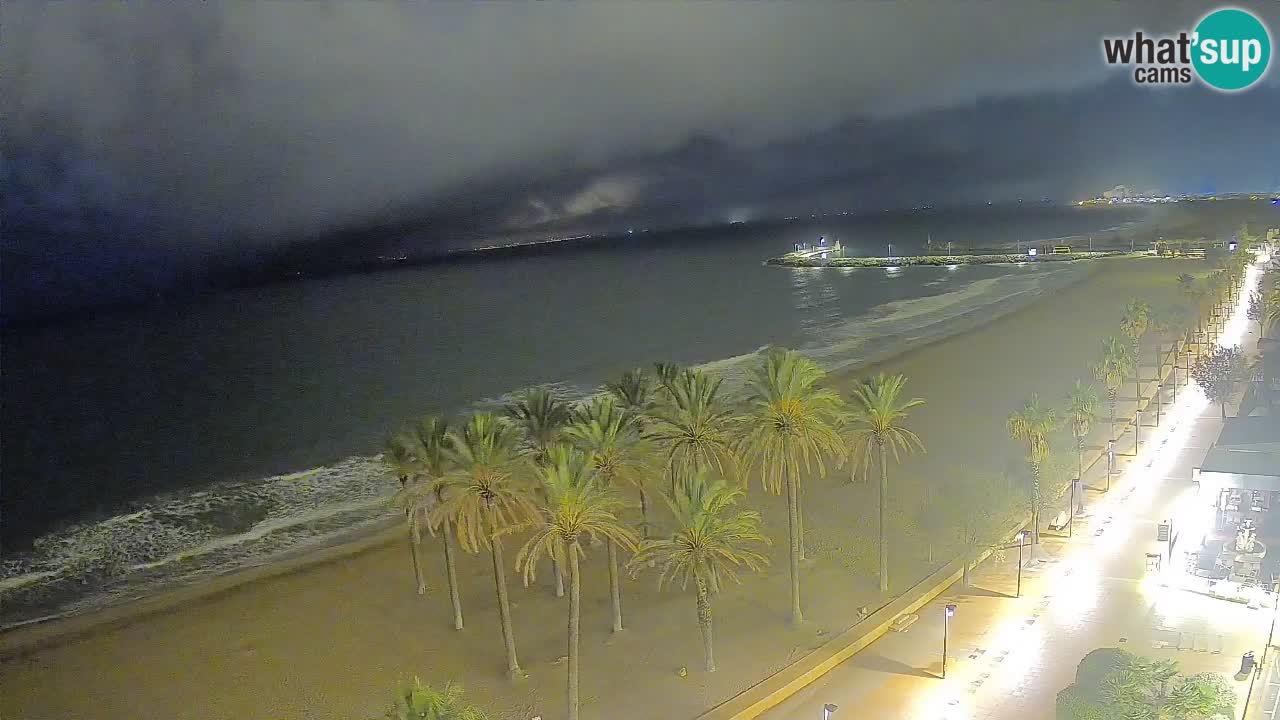 Kamera v Živo Roses plaža – pogled s hotela Montecarlo