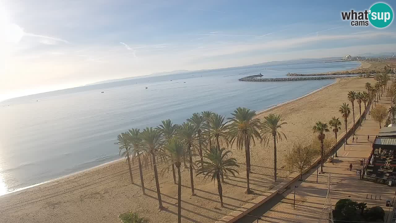 Kamera v Živo Roses plaža – pogled s hotela Montecarlo