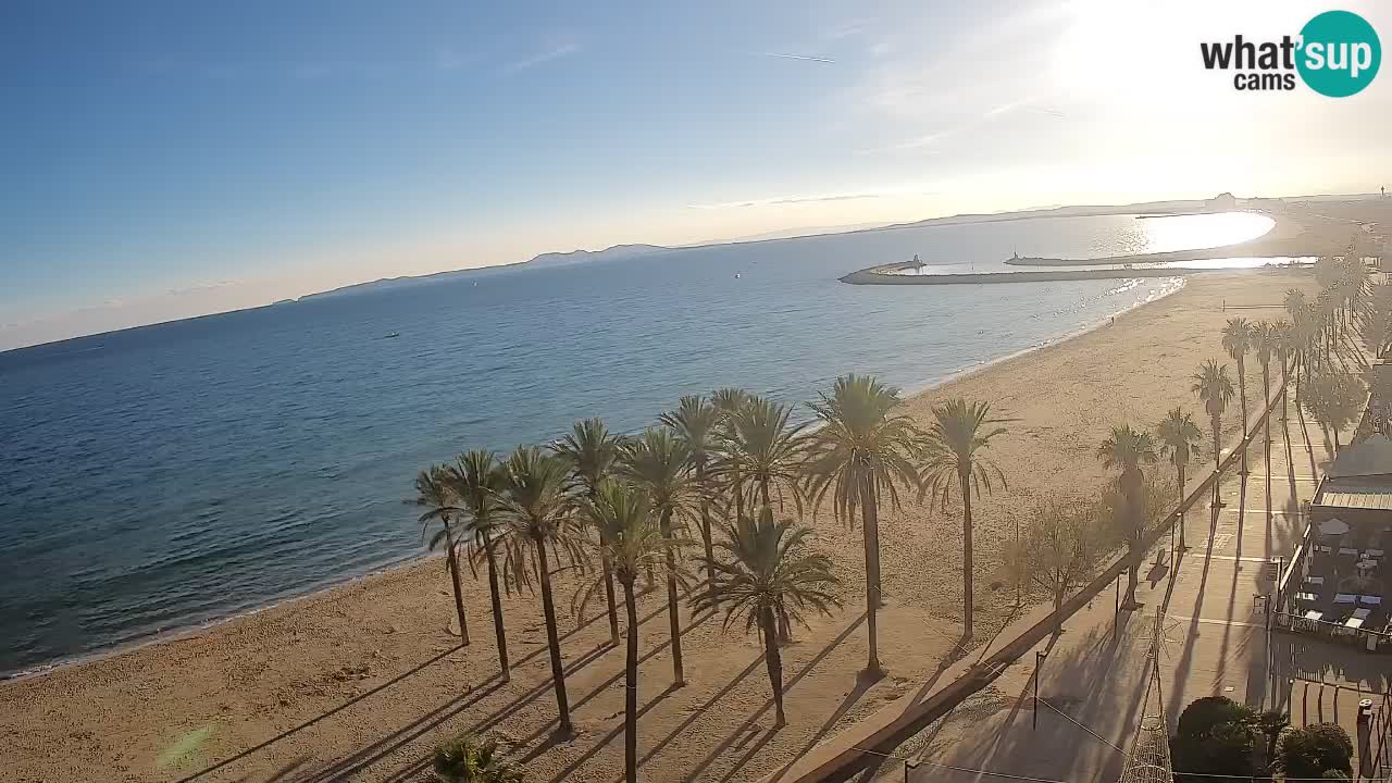 Kamera v Živo Roses plaža – pogled s hotela Montecarlo