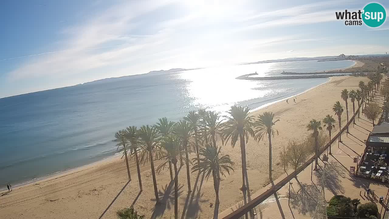 Kamera v Živo Roses plaža – pogled s hotela Montecarlo