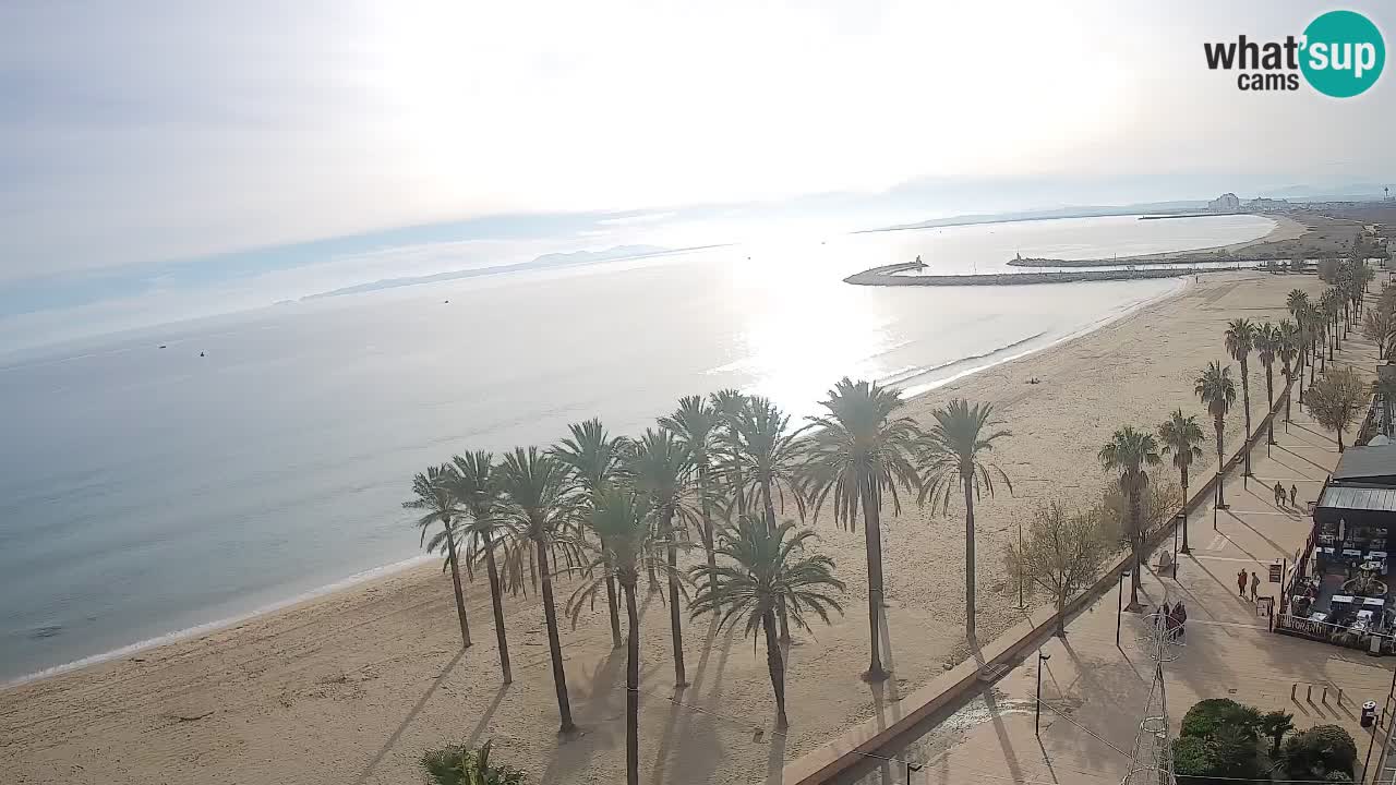 Kamera v Živo Roses plaža – pogled s hotela Montecarlo