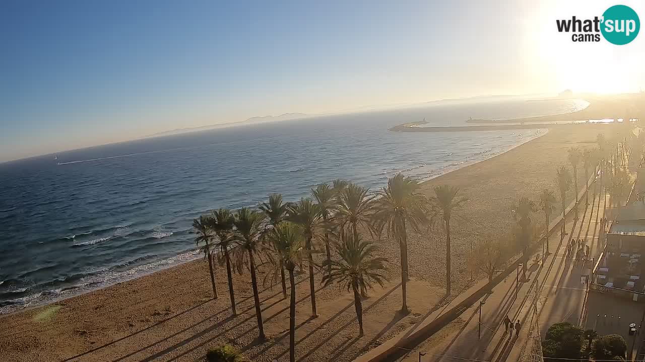 Kamera v Živo Roses plaža – pogled s hotela Montecarlo