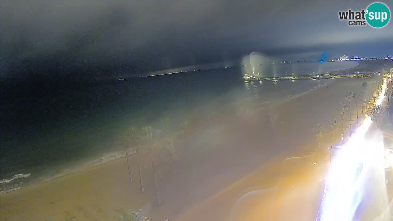 Kamera v Živo Roses plaža – pogled s hotela Montecarlo