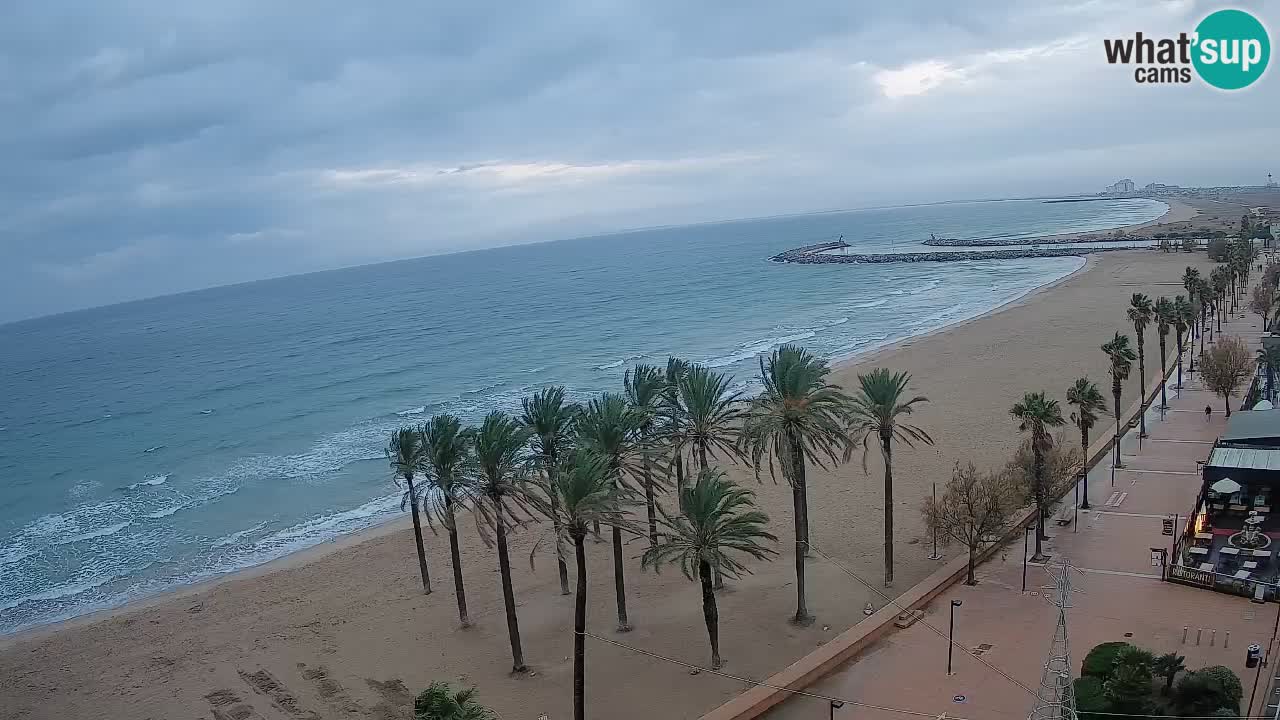 Kamera v Živo Roses plaža – pogled s hotela Montecarlo