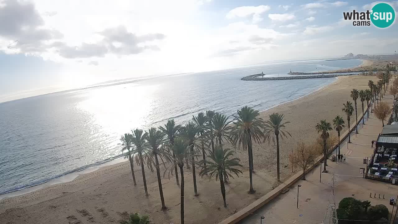 Kamera v Živo Roses plaža – pogled s hotela Montecarlo