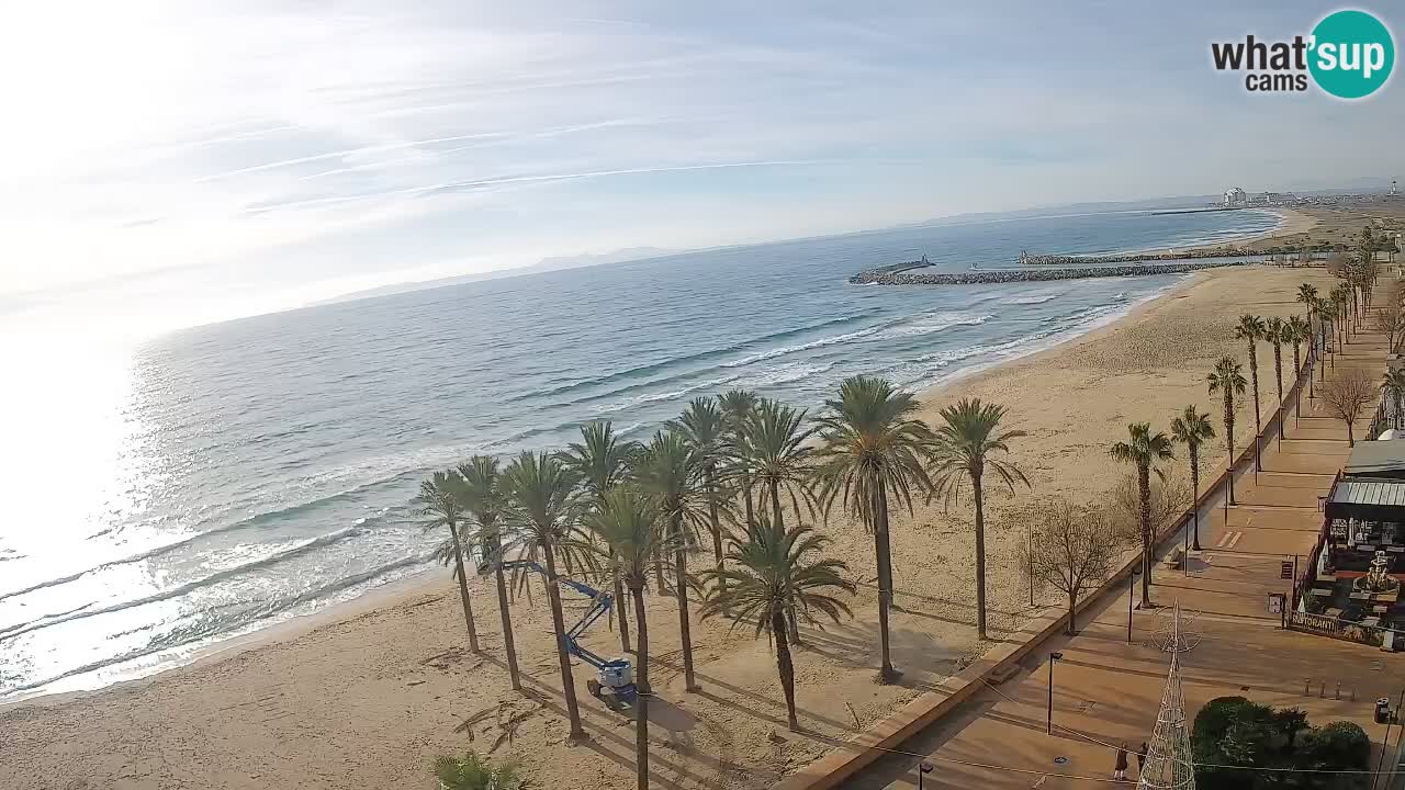 Kamera v Živo Roses plaža – pogled s hotela Montecarlo