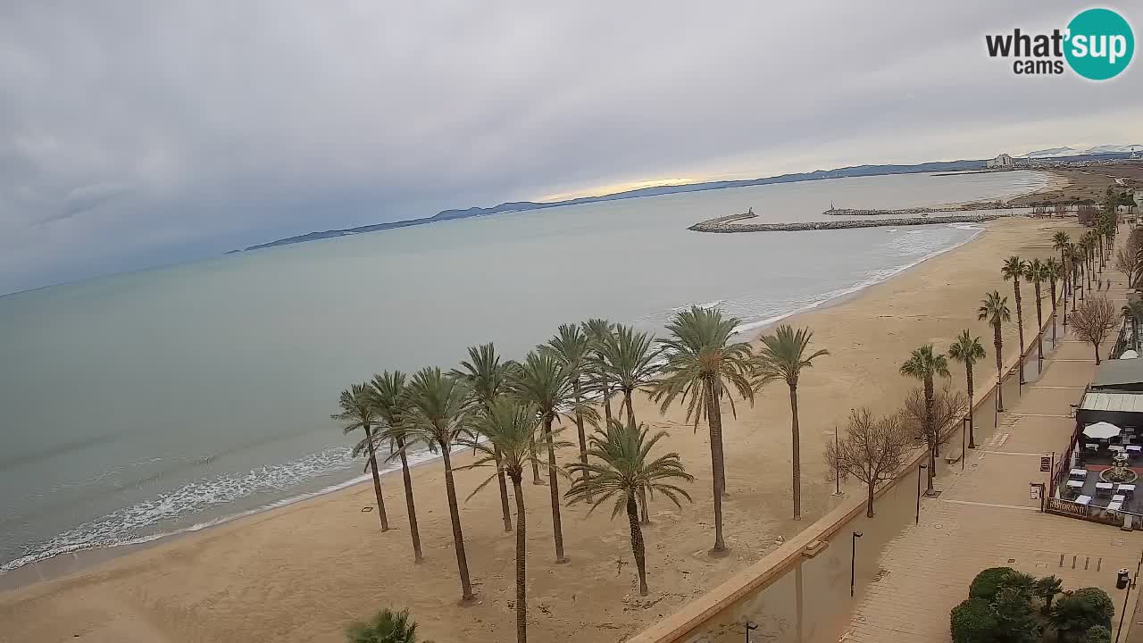 LIVEcam Roses plage – Hotel Montecarlo