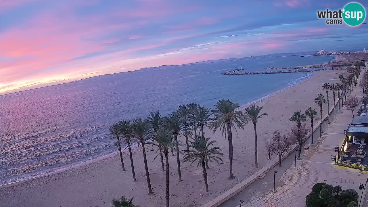 Kamera v Živo Roses plaža – pogled s hotela Montecarlo