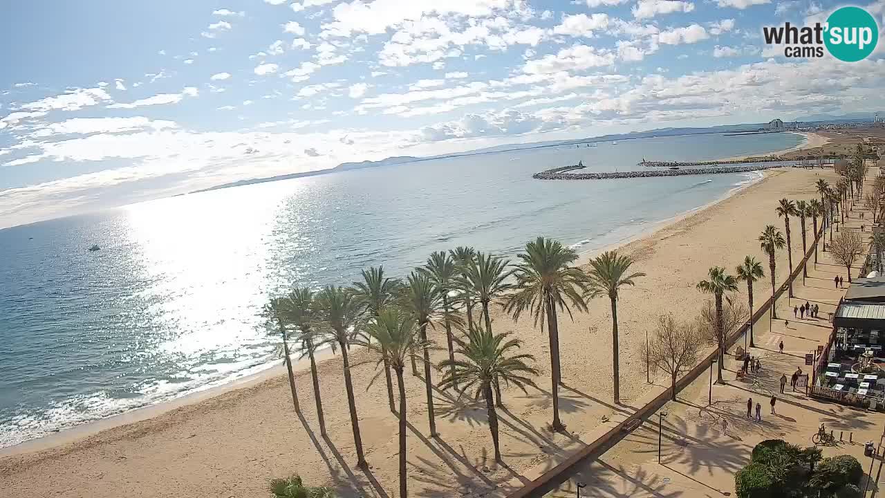 Kamera v Živo Roses plaža – pogled s hotela Montecarlo