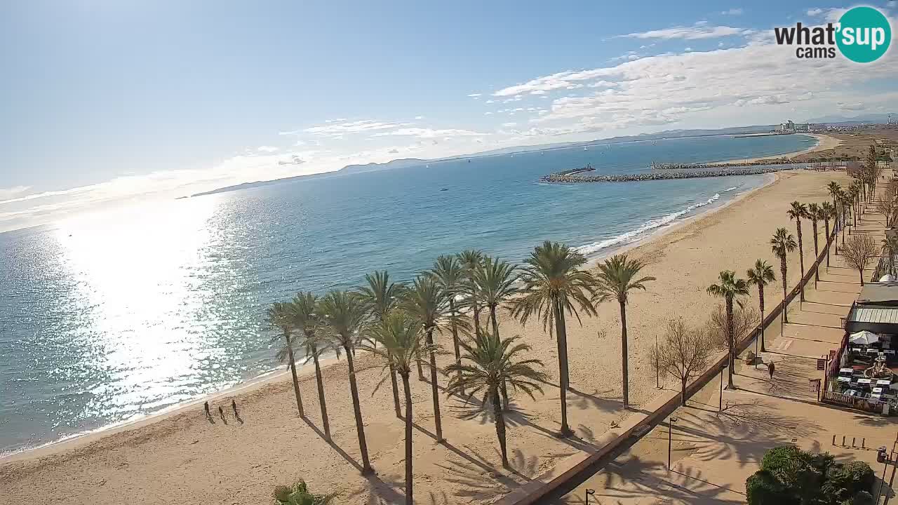 Kamera v Živo Roses plaža – pogled s hotela Montecarlo