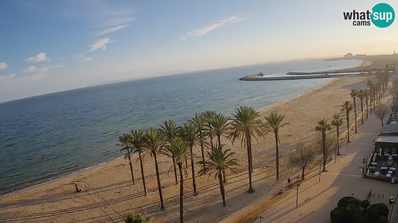 Kamera v Živo Roses plaža – pogled s hotela Montecarlo