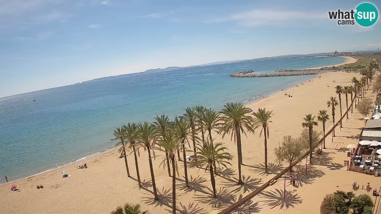 Kamera v Živo Roses plaža – pogled s hotela Montecarlo