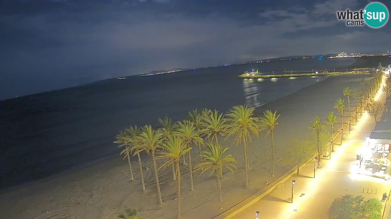 Kamera v Živo Roses plaža – pogled s hotela Montecarlo