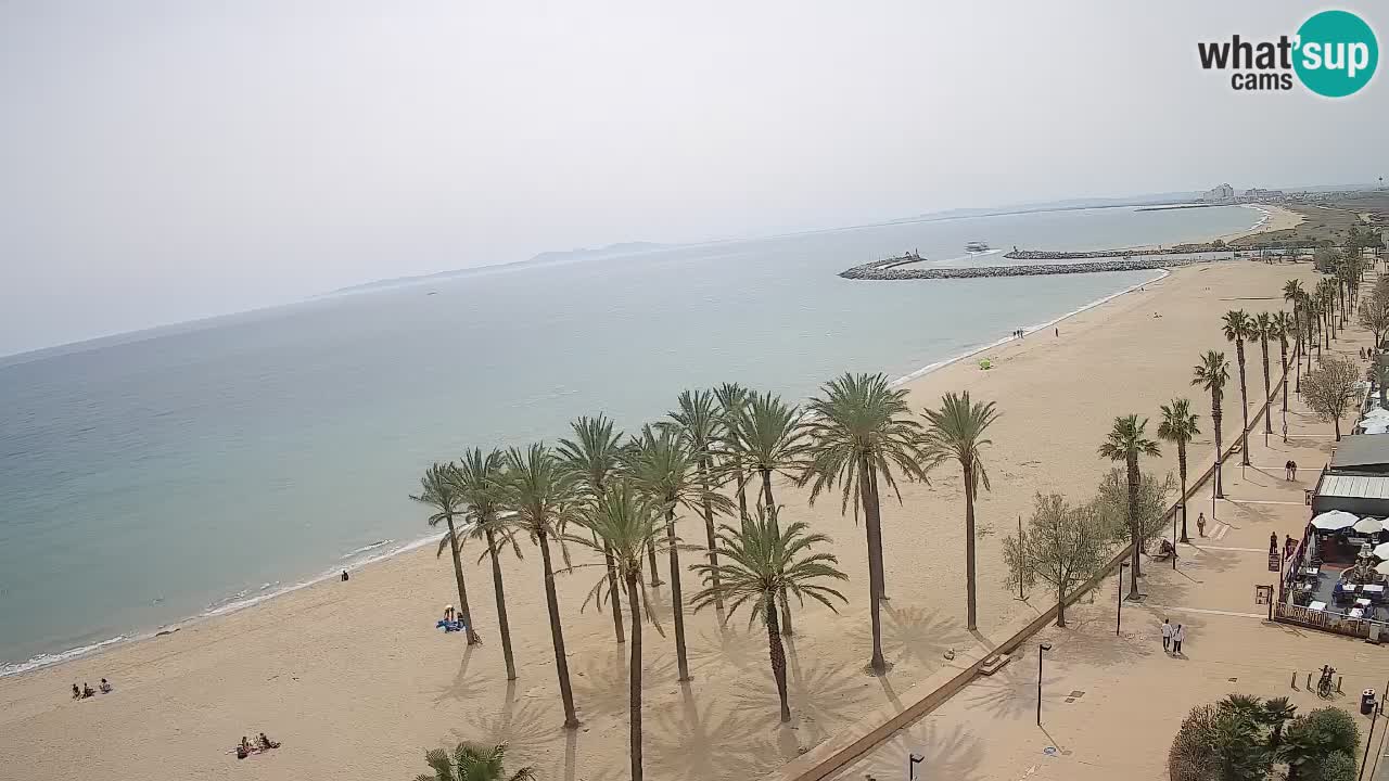 Kamera v Živo Roses plaža – pogled s hotela Montecarlo